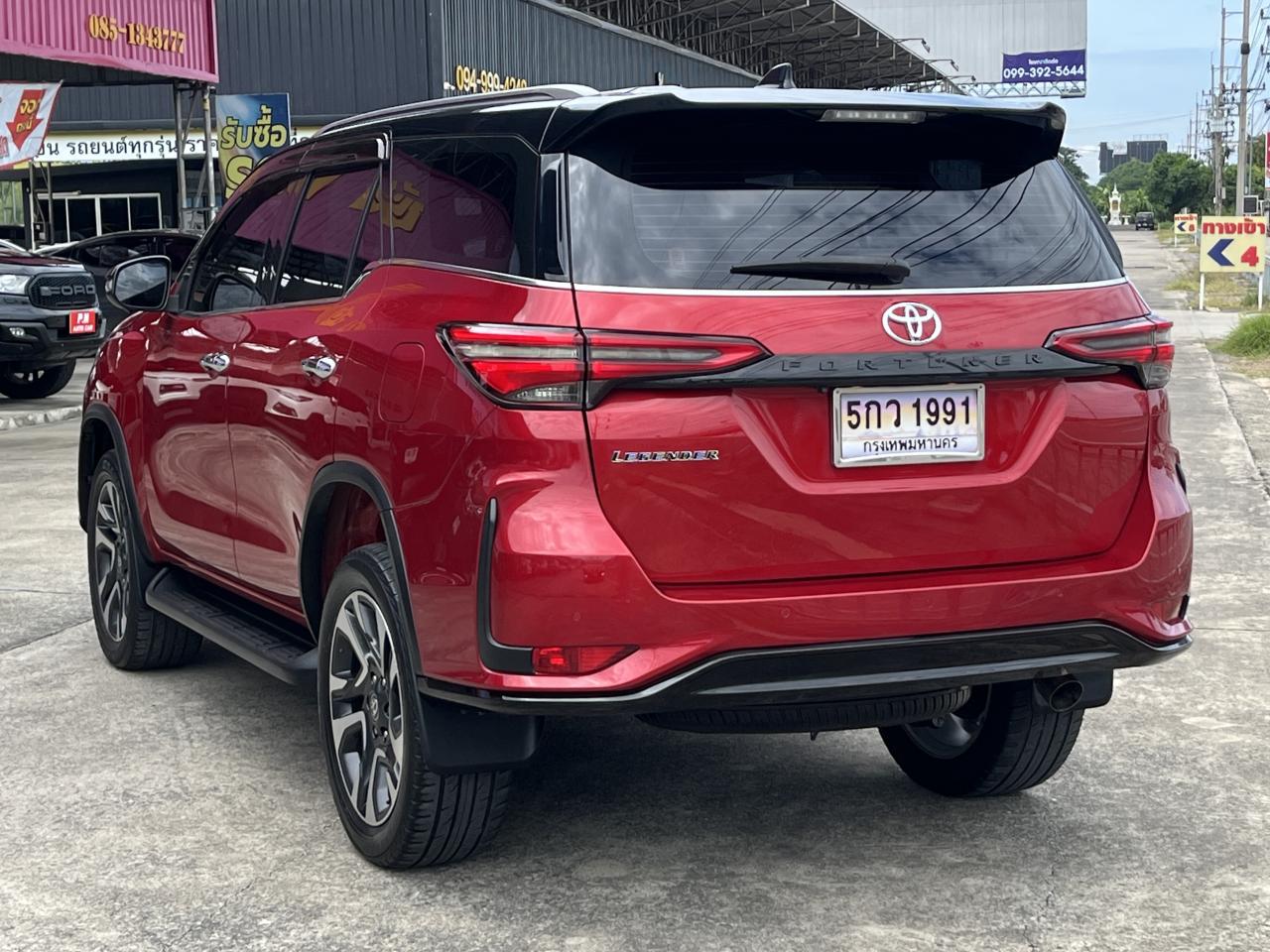 TOYOTA FORTUNER 2.4 lengender ปี 2023