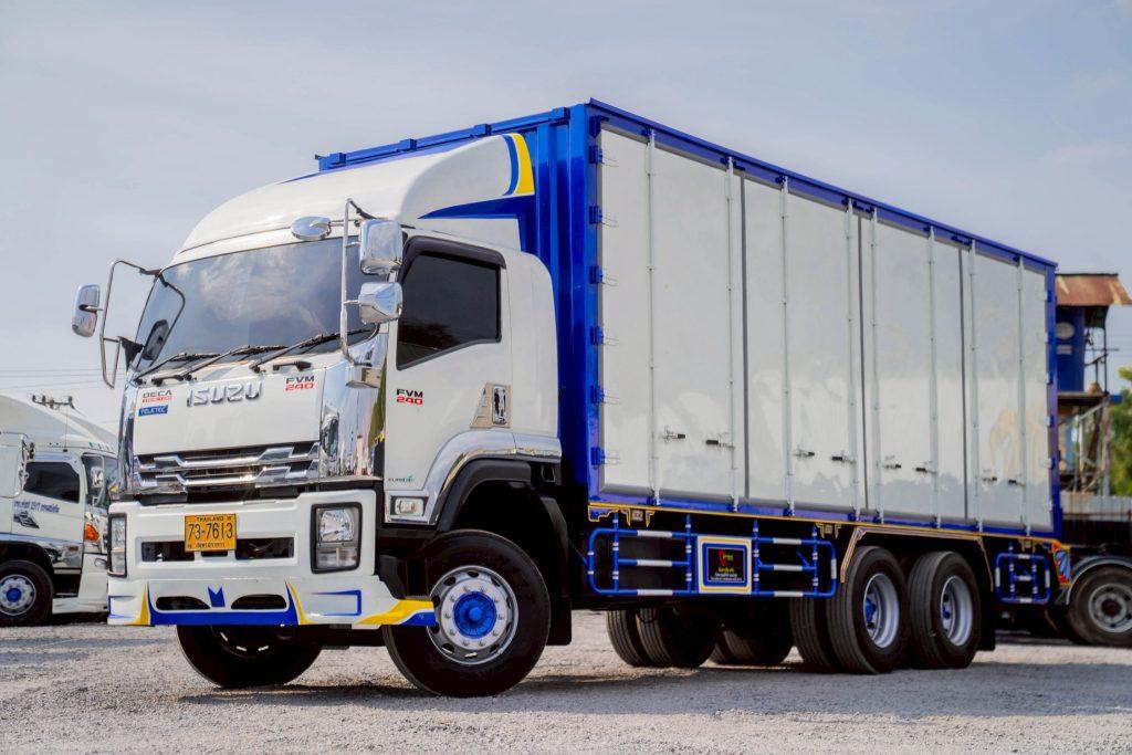 ISUZU รถบรรทุก 10 ล้อ ปี 2022